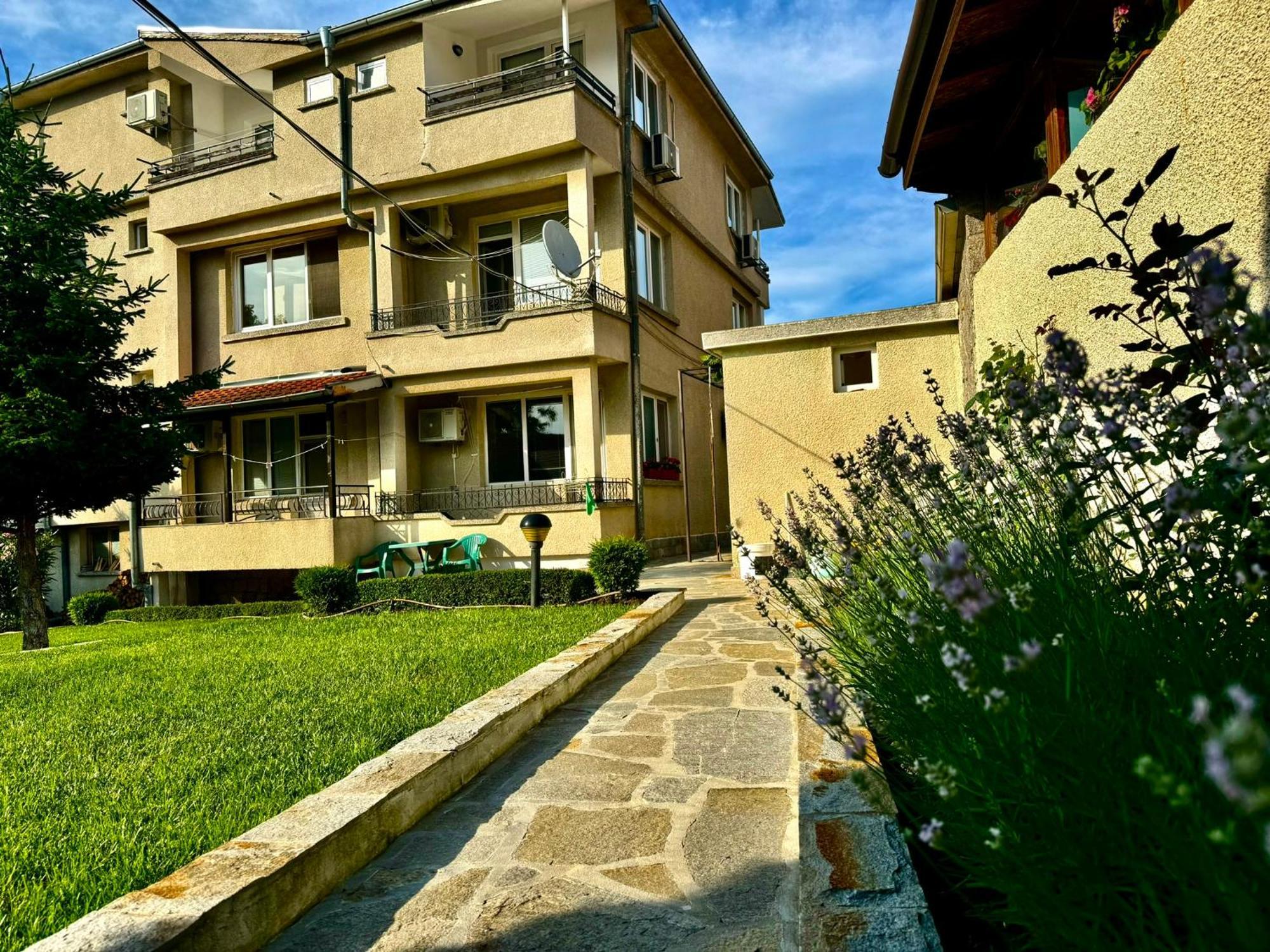 Guestrooms Stoyanovi Черноморец Экстерьер фото