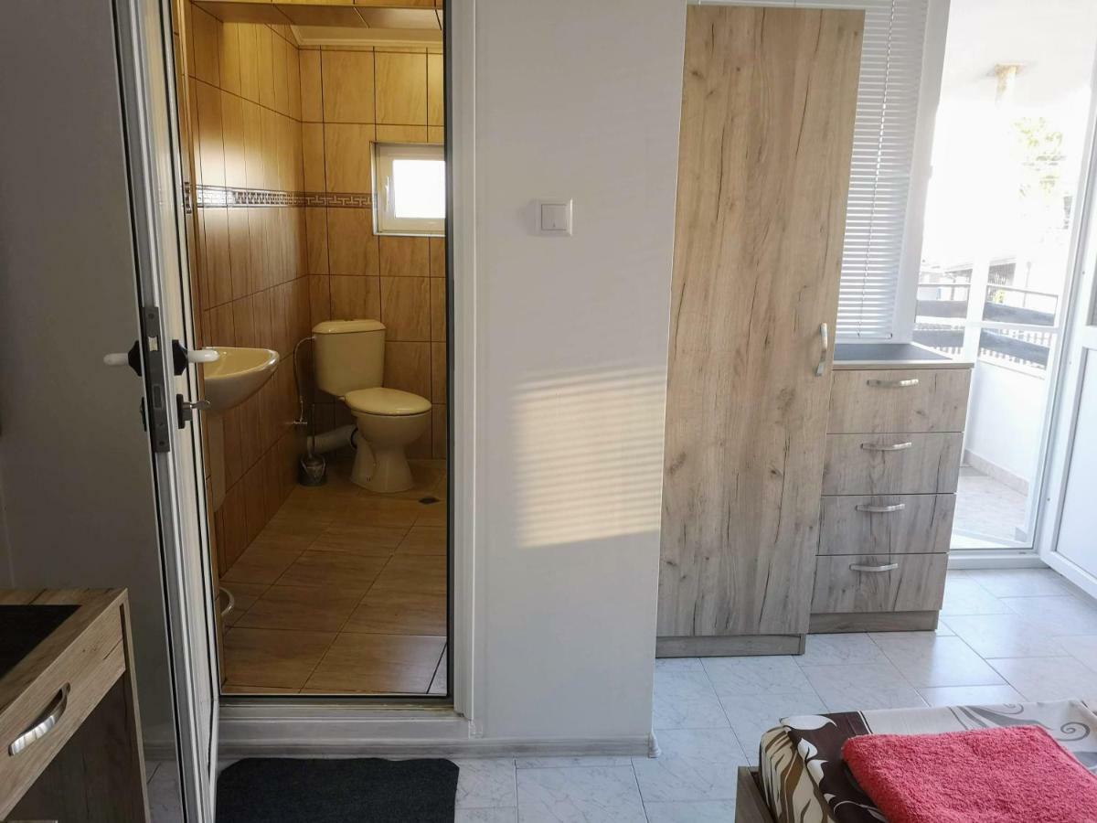 Guestrooms Stoyanovi Черноморец Экстерьер фото