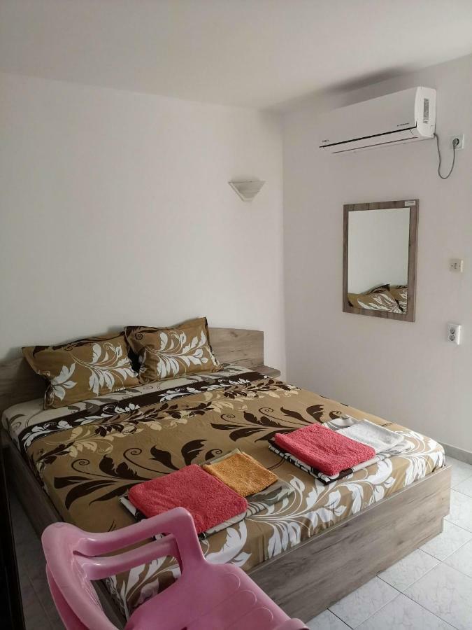 Guestrooms Stoyanovi Черноморец Экстерьер фото